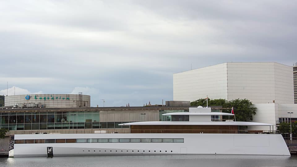 Today in Apple history: Steve Jobs’ yacht launches — without Steve