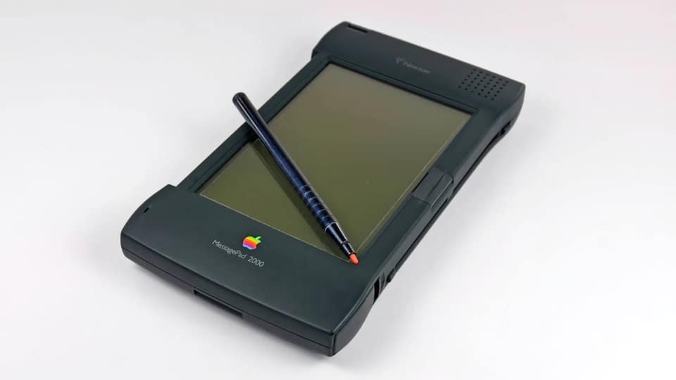 Today in Apple history: Steve Jobs flip-flops on Newton spinoff