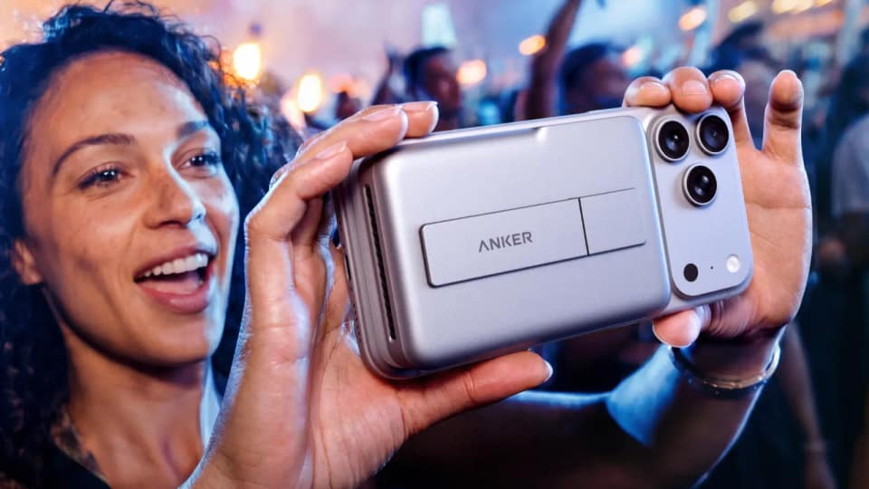 Anker’s new chargers fight heat with brains and fans