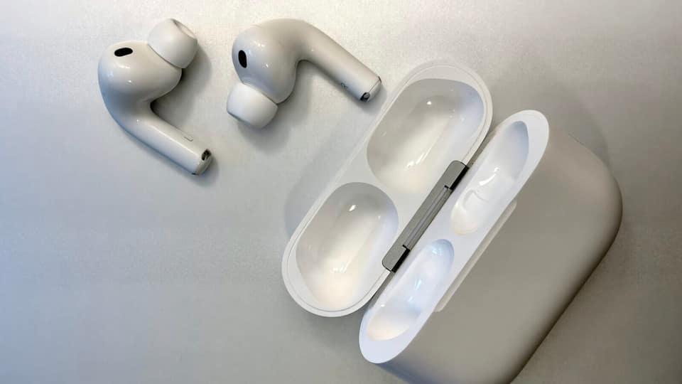 AirPods Pro 3 drop to the lowest price in months