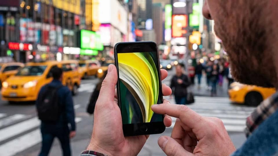Get a refurbished iPhone SE 2 for less than $90
