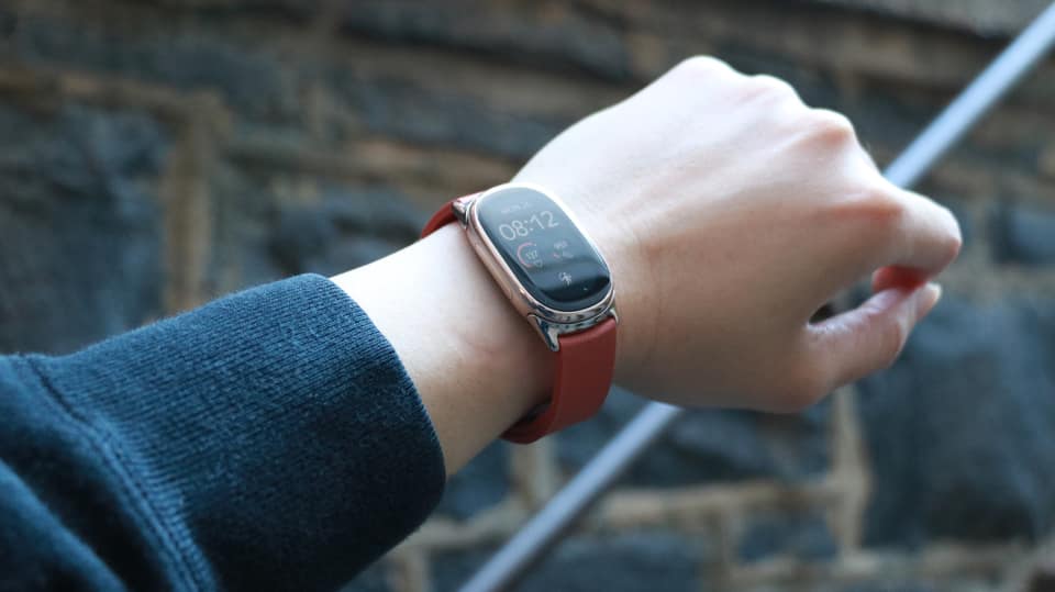 Fitbit Edge review: Google strikes the right balance