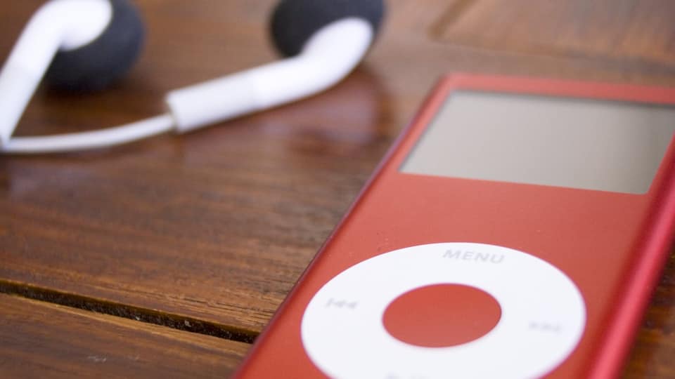 Today in Apple history: Bono’s (Product) Red iPod nano fights HIV/AIDS