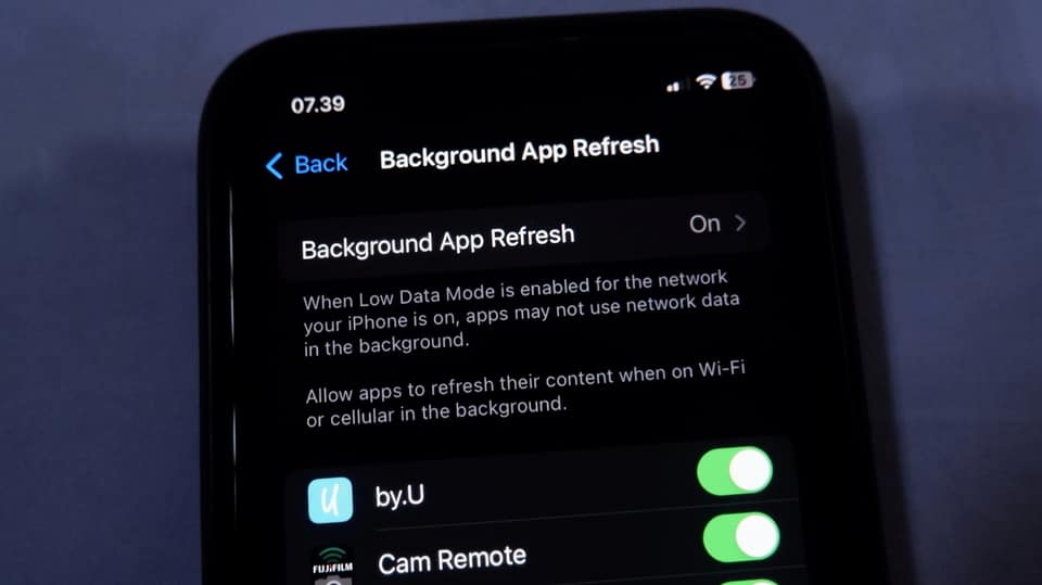 What does background app refresh on iPhone actually do?