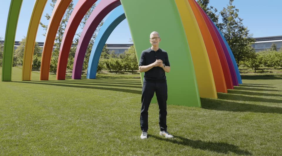 Read Tim Cook&#8217;s final message to Apple staff as CEO