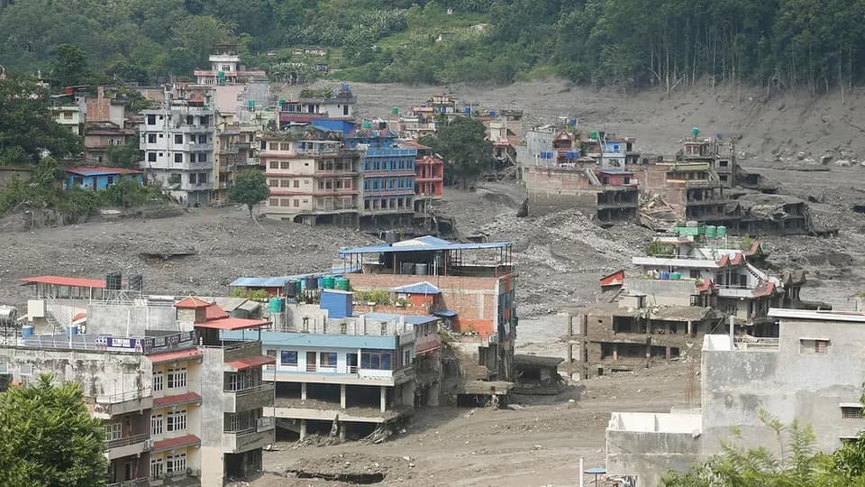 Tim Cook pledges aid to victims of Nepal flooding