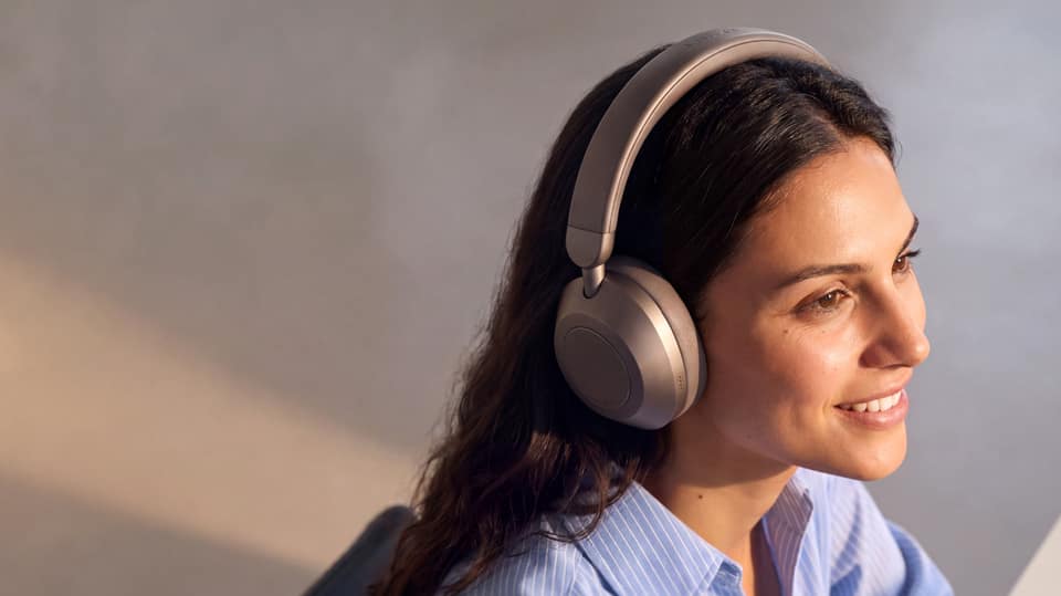 Anker brings its AI chip to the Soundcore Space 2 Pro headphones