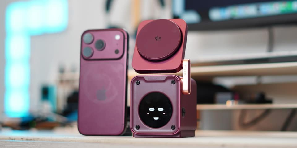 Kuxiu’s D5 charger now comes in Burgundy to perfectly match your iPhone 18 Pro