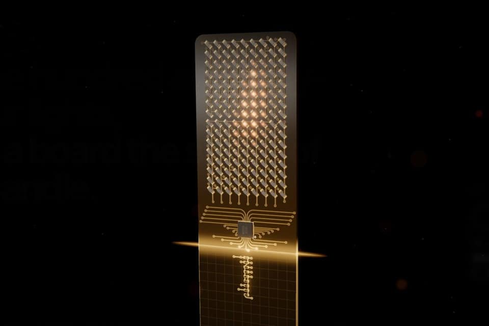 This $149 digital candle uses AI to accurately simulate a flickering flame