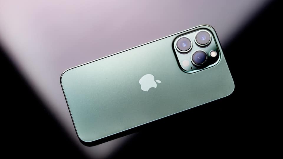 Google bug causes thousands of iPhone apps to crash overnight
