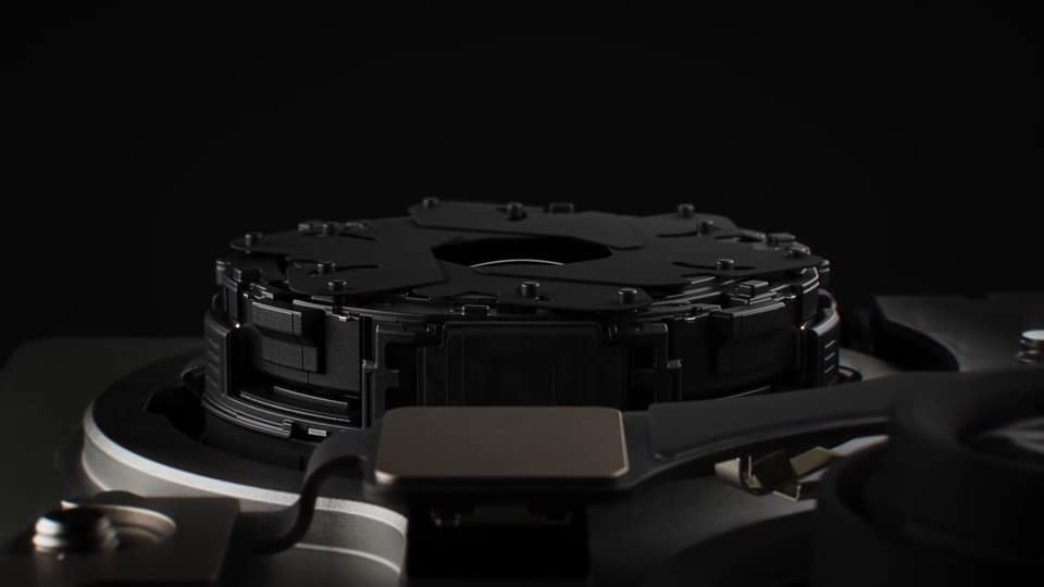 iPhone 18 Pro's variable aperture is incredible, but looks real fragile