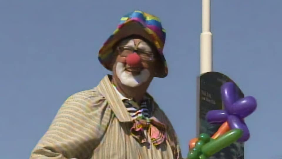 Today in Apple history: Steve Jobs’ stolen iPad turns up in clown town