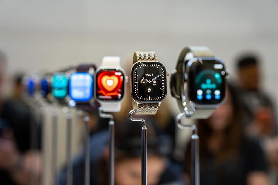 How the new Apple Watches compare to the last-gen models