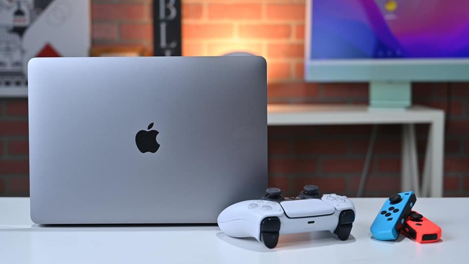 Apple may have two very different game controllers in the works