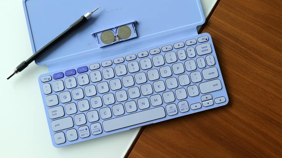 Engadget is hiring writers!