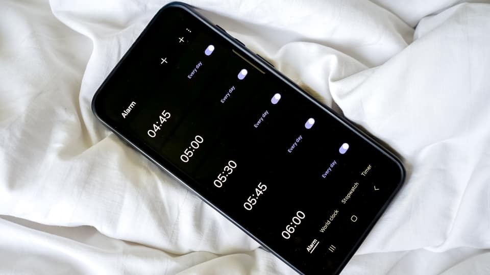 How to make your Android alarm ring at full volume even when your calls are muted