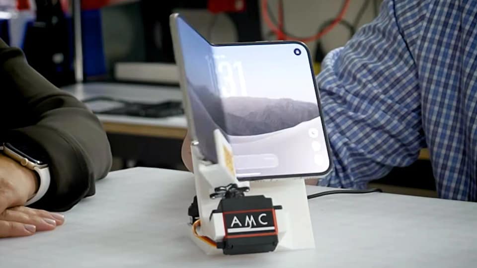 After 32,000 folds, iPhone Duo’s hinge serves up a big surprise