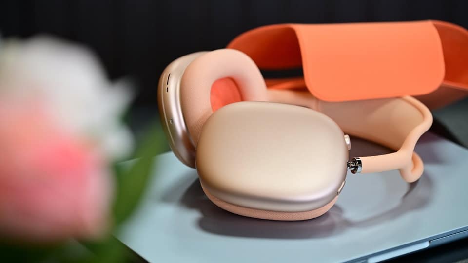 Grab AirPods Max 2 for $429 ($120 off)
