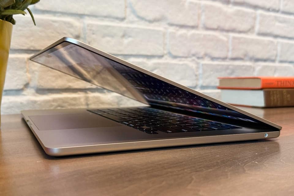 That amazing iPhone Duo open animation has already come to the MacBook