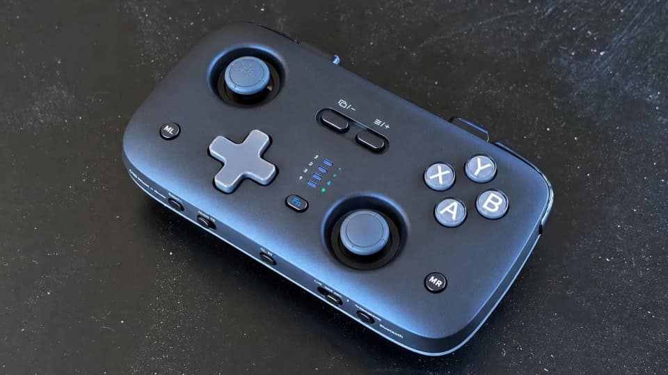 This tiny game controller has big ambitions [Review] ★★★★☆