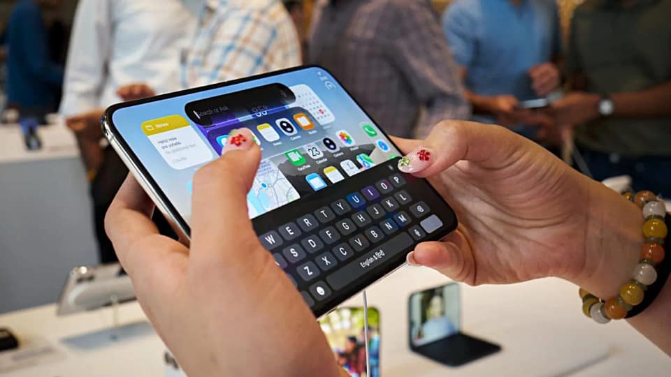 Got an iPhone Duo? Do these 7 things first.