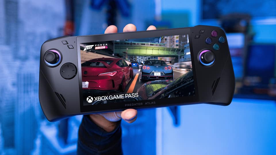 Acer's Predator Atlas 7 is the brand's smaller handheld gaming flagship model