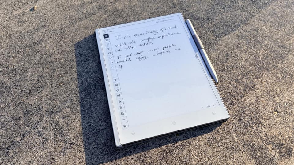 Viwoods AiPaper e-reader review: a damn fine digital notebook